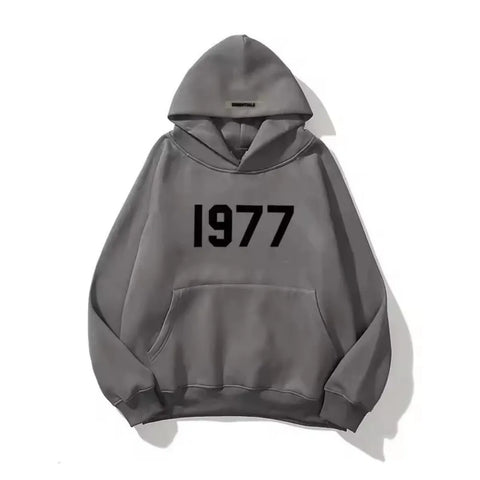 1977 Hoodie – Unisex Basic Hoodie met Retro Jaarprint